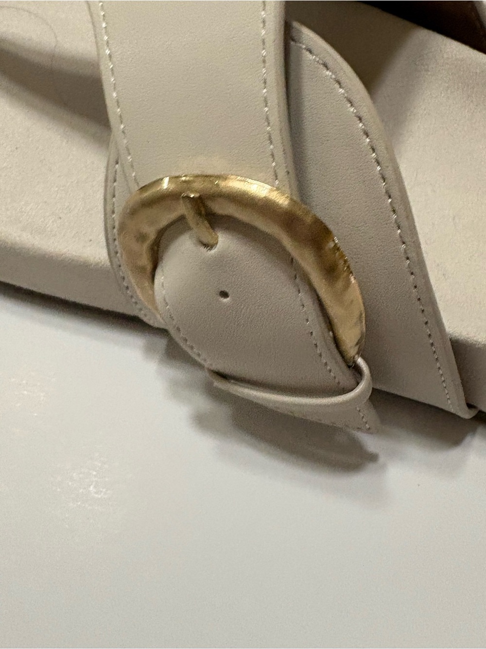 Style & Co. Ivory size 10 Thong Buckle Slide Sandals - Picture 7 of 8